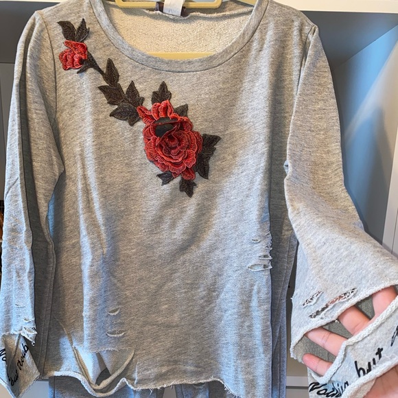 Sweatsuit both pieces included - Picture 7 of 16